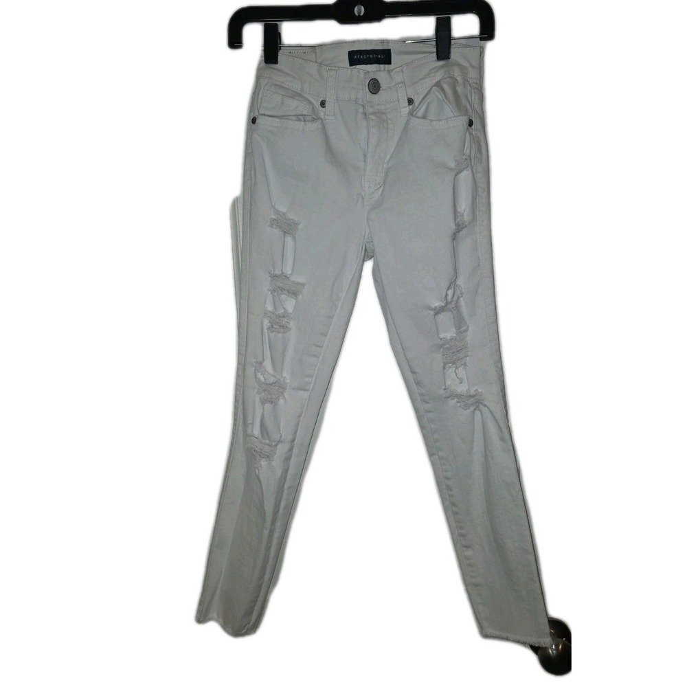 AEROPOSTALE   White High Waisted Cropped Distressed  Jeggings Raw Hem Womens Sz0
